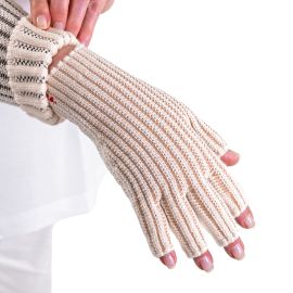 Comfiwave Glove (Haddenham)